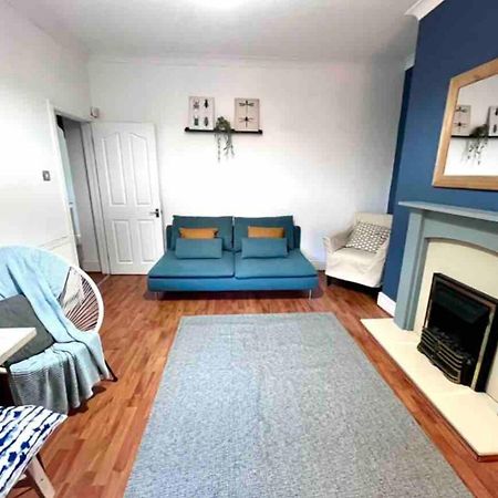 غيتْسْهيد Gorgeous Spacious 2 Bedroom Home 10 Mins To City المظهر الخارجي الصورة